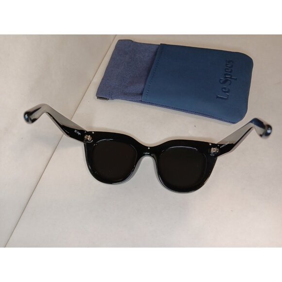 Authentic Le Specs Sunglasses AIR HEART Black Gold Khaki Mono New With Case - Picture 2 of 13